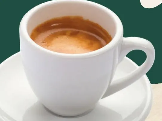 Espresso in einer weißen Tasse